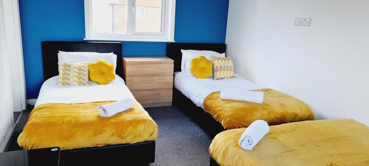 Browning House Bedrooms I Long Or Short Stay I Special Rate Available دربي المظهر الخارجي الصورة